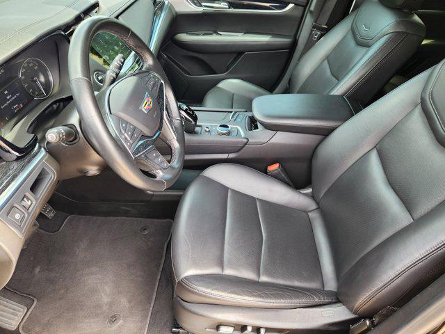 used 2023 Cadillac XT5 car, priced at $32,400