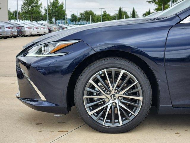 new 2024 Lexus ES 250 car, priced at $48,190