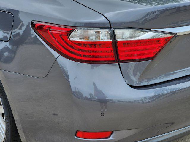 used 2014 Lexus ES 350 car, priced at $17,900
