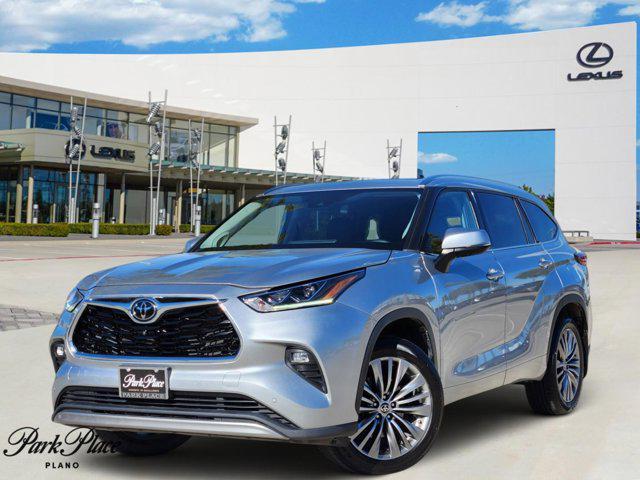 used 2021 Toyota Highlander car, priced at $34,400