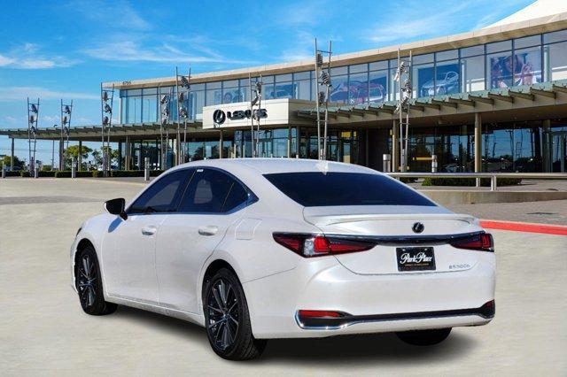 new 2025 Lexus ES 300h car, priced at $51,209