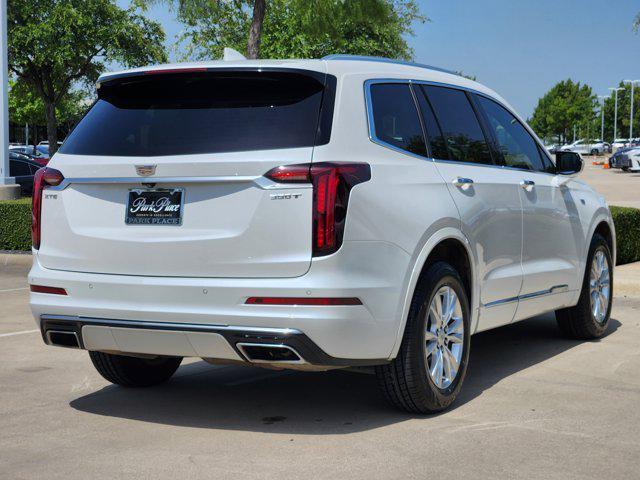 used 2022 Cadillac XT6 car, priced at $27,900
