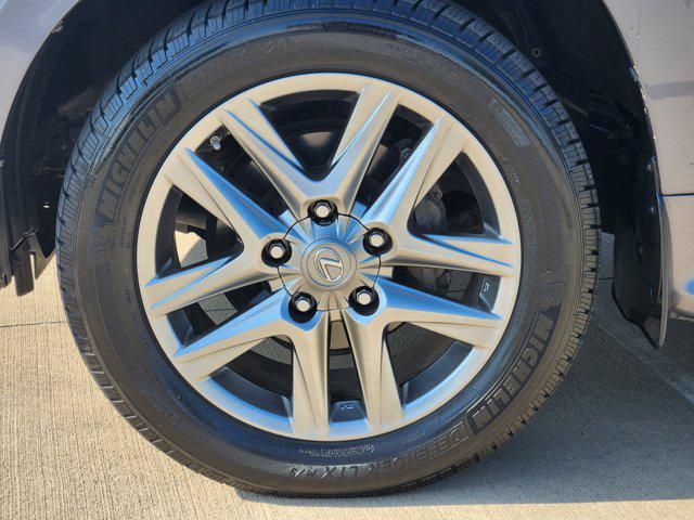 used 2015 Lexus LX 570 car, priced at $36,900