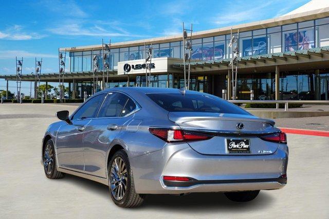 new 2025 Lexus ES 300h car, priced at $55,209