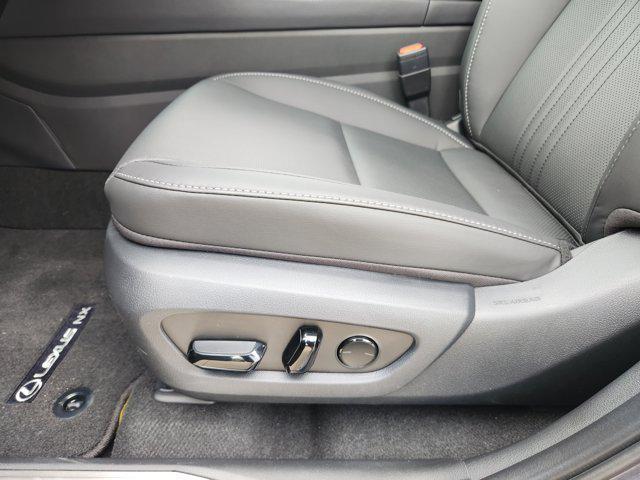 new 2025 Lexus NX 250 car