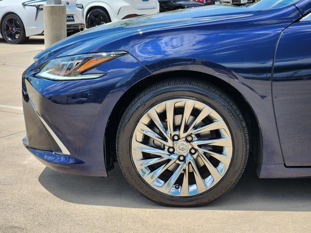 used 2020 Lexus ES 350 car, priced at $31,600
