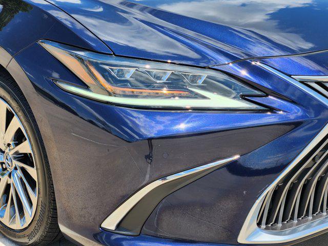 used 2020 Lexus ES 350 car, priced at $31,600