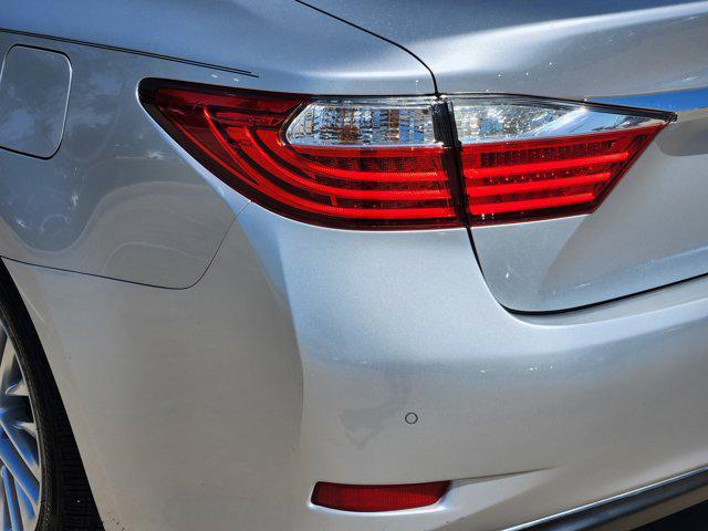 used 2015 Lexus ES 350 car, priced at $19,900