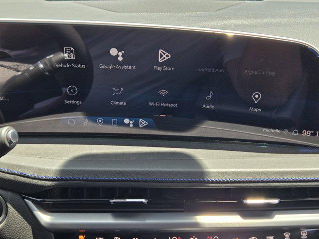 used 2024 Cadillac XT4 car, priced at $37,900