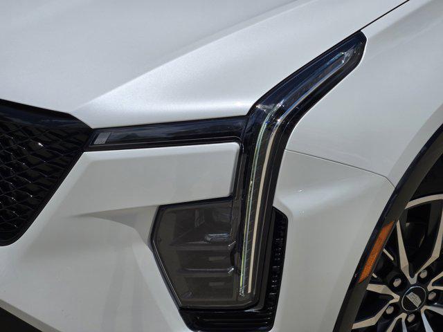used 2024 Cadillac XT4 car, priced at $37,900