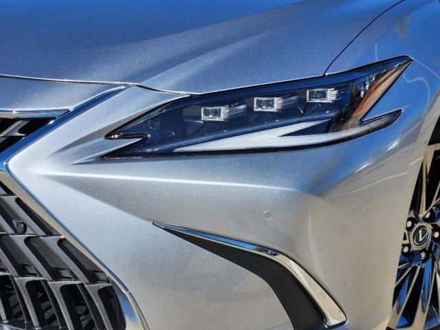 new 2025 Lexus ES 350 car, priced at $57,759