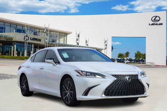 new 2025 Lexus ES 300h car, priced at $51,224