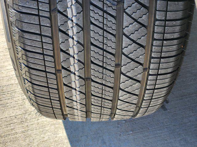 used 2023 Acura MDX car, priced at $38,200