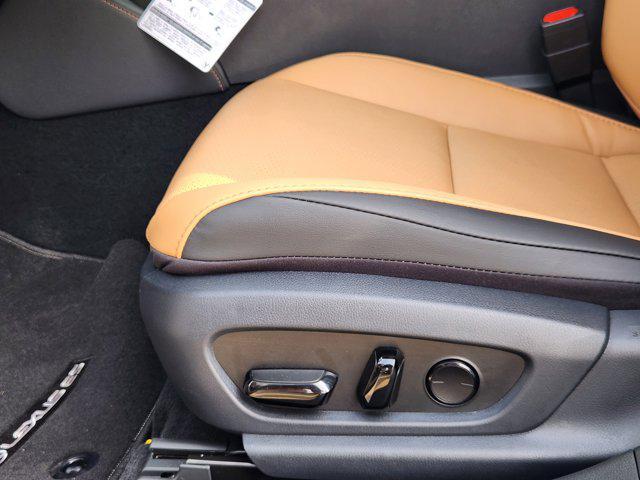 new 2025 Lexus ES 350 car, priced at $50,615