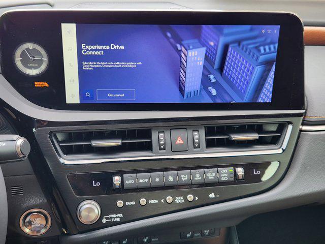 new 2025 Lexus ES 350 car, priced at $50,615