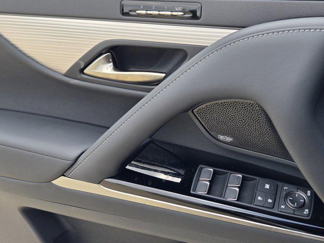 new 2025 Lexus LX 600 car, priced at $117,678