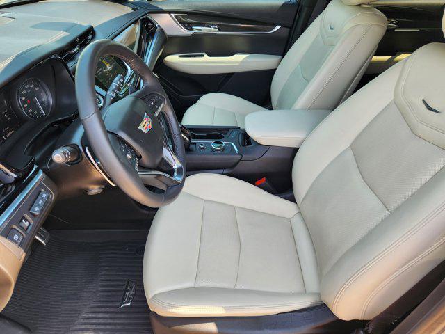 used 2023 Cadillac XT6 car, priced at $34,400