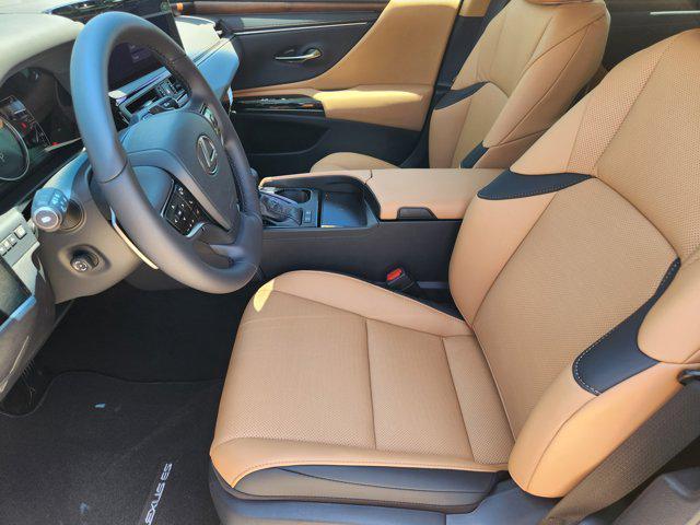 new 2025 Lexus ES 300h car