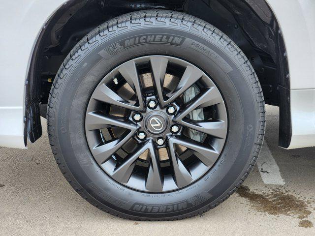 used 2023 Lexus GX 460 car, priced at $59,900