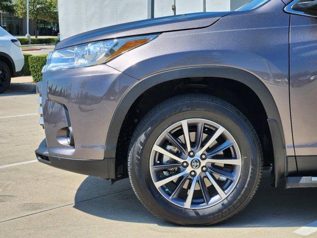 used 2019 Toyota Highlander car, priced at $31,900