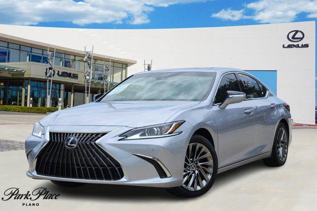 new 2025 Lexus ES 300h car, priced at $55,209
