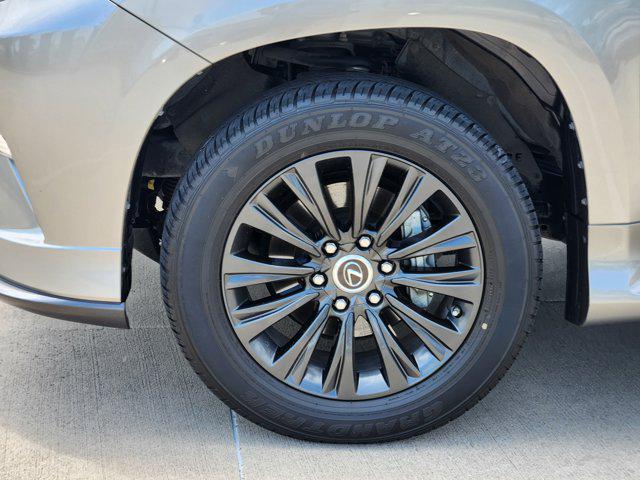 used 2023 Lexus GX 460 car, priced at $61,900