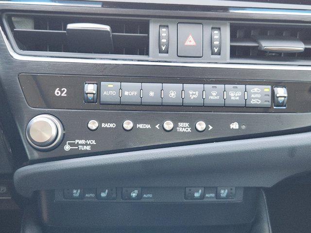 new 2025 Lexus ES 300h car, priced at $51,254