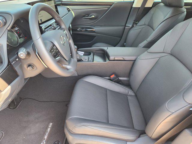 new 2025 Lexus ES 300h car, priced at $51,254