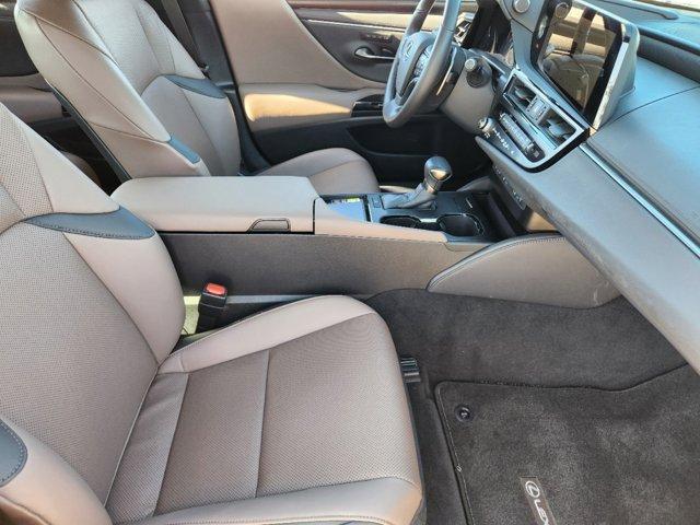 used 2024 Lexus ES 350 car, priced at $40,500