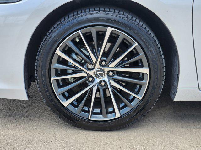 used 2024 Lexus ES 350 car, priced at $41,400