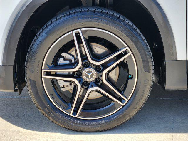 used 2023 Mercedes-Benz GLB 250 car, priced at $29,900