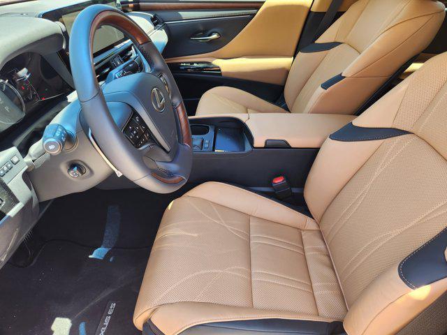 new 2025 Lexus ES 300h car