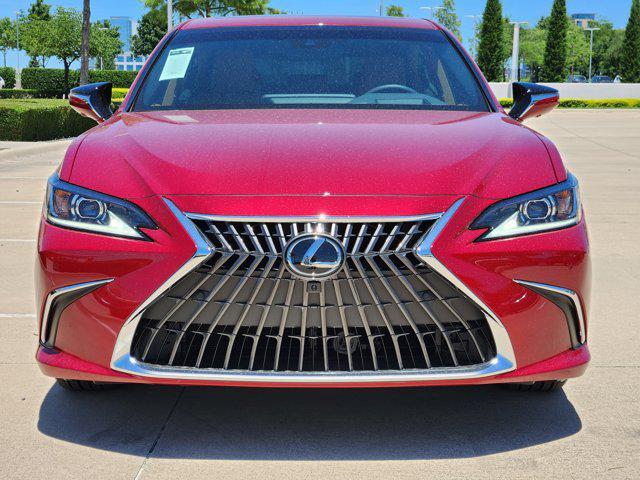 new 2025 Lexus ES 300h car