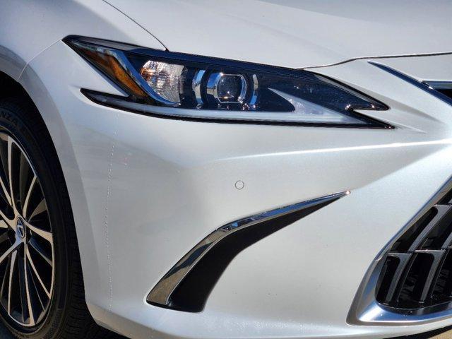 used 2024 Lexus ES 250 car, priced at $38,900