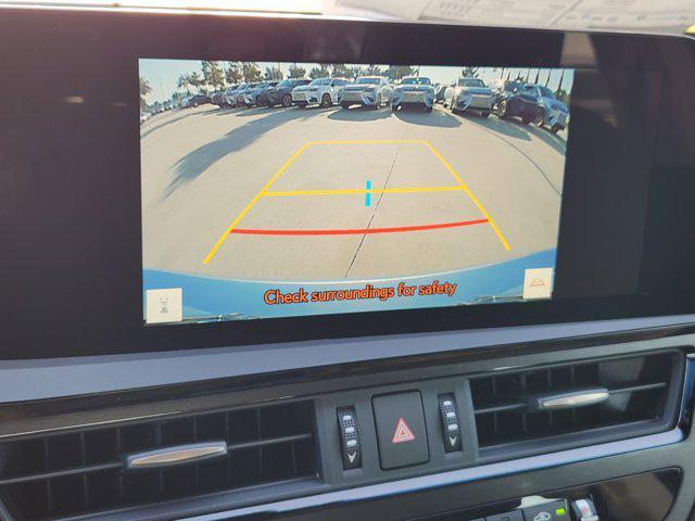 new 2025 Lexus ES 300h car, priced at $51,805