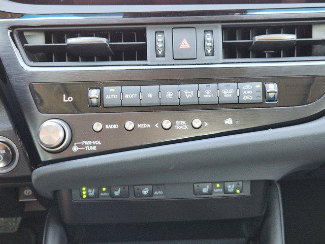 new 2025 Lexus ES 300h car, priced at $51,805