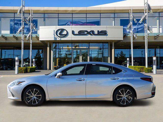 new 2025 Lexus ES 300h car, priced at $51,805