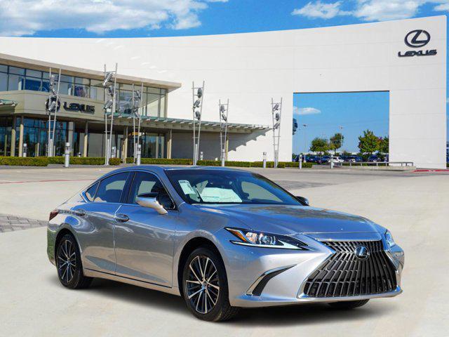 new 2025 Lexus ES 300h car, priced at $51,805