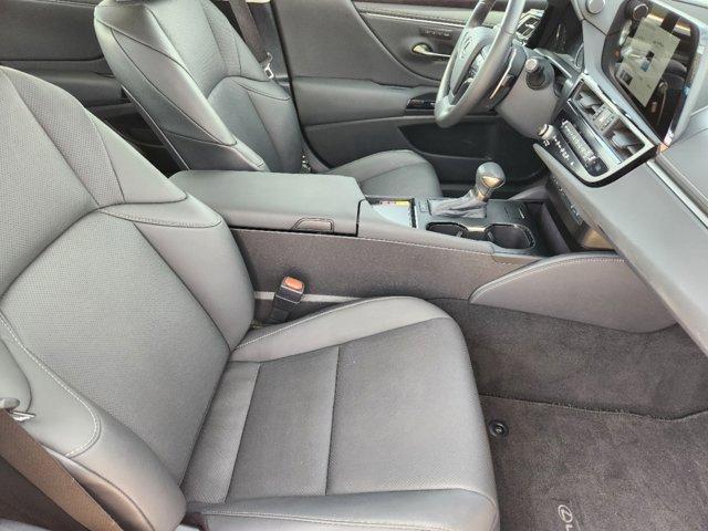 used 2024 Lexus ES 350 car, priced at $43,900