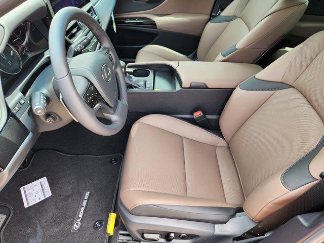 new 2025 Lexus ES 300h car, priced at $51,124