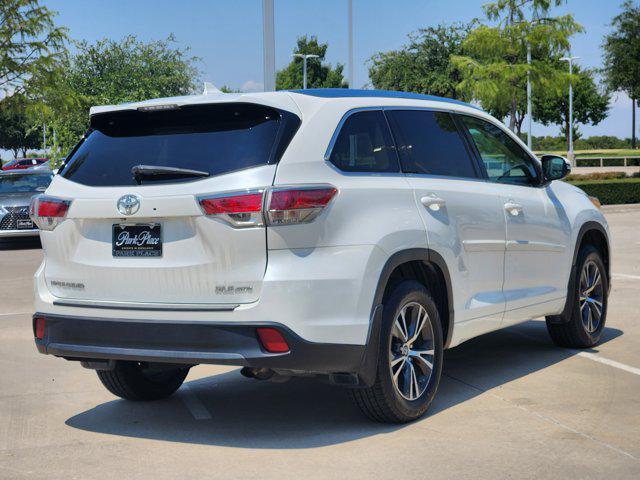 used 2016 Toyota Highlander car, priced at $21,400