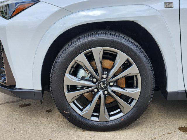 new 2025 Lexus UX 300h car