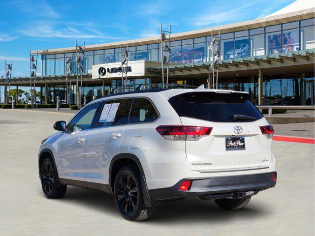 used 2019 Toyota Highlander car, priced at $25,900