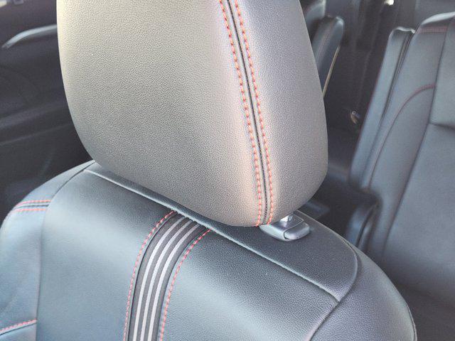 used 2019 Toyota Highlander car, priced at $25,900