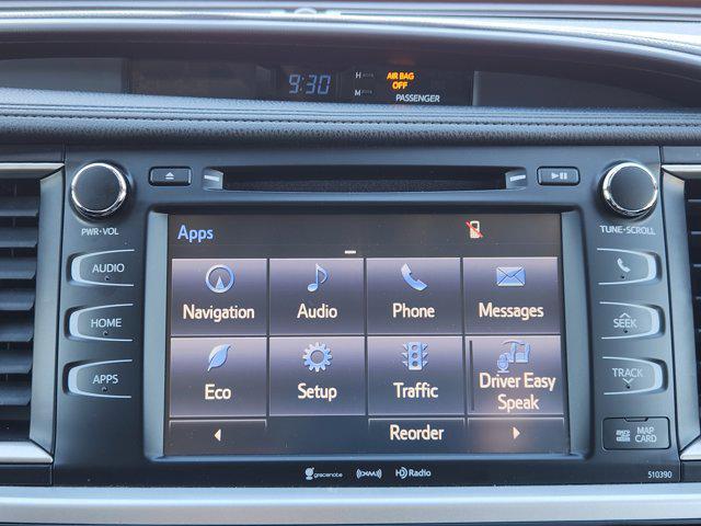 used 2019 Toyota Highlander car, priced at $25,900