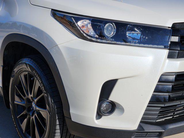 used 2019 Toyota Highlander car, priced at $25,900