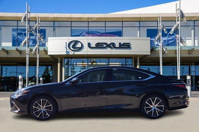 new 2025 Lexus ES 300h car, priced at $50,594