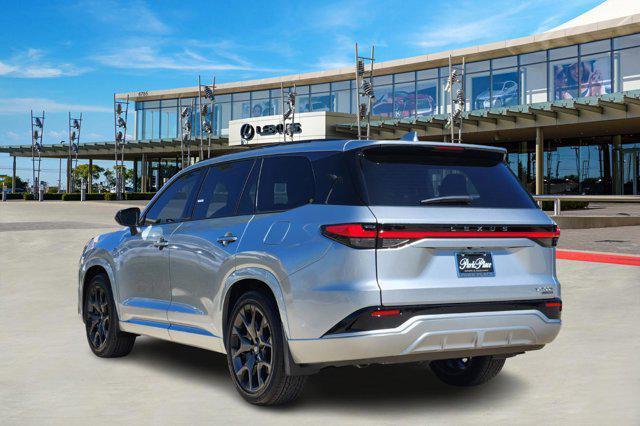 new 2025 Lexus TX 500h car