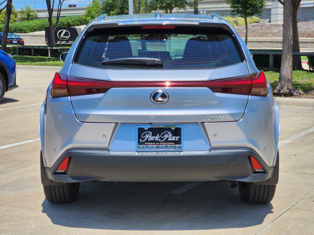 new 2025 Lexus UX 300h car
