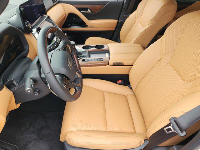 new 2025 Lexus LX 600 car